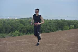 BIB: 0148
                            <button type="button" onclick="openModal(5132913)" class="btn btn-primary btn-sm float-right btn-popup" data-toggle="modal" data-target=".modal-high-quality">
                        <i class="fas fa-shopping-cart"></i> Add to Cart
                    </button>
                                            <button type="button" onclick="isThisMe(5132913, true)" class="btn btn-success btn-sm float-right btn-popup btn-isme hidden" data-toggle="tooltip" data-placement="bottom" title="นี่คือรูปของคุณใช่ไหม คลิกที่นี่เพื่อเอาเข้าอัลบั้ม">
                        <i class="fas fa-plus"></i> Add to album
                    </button>
                    <button type="button" onclick="isThisMe(5132913, false)" class="btn btn-warning btn-sm float-right btn-popup btn-isnotme hidden">
                        <i class="fas fa-ban"></i> Remove from album
                    </button>